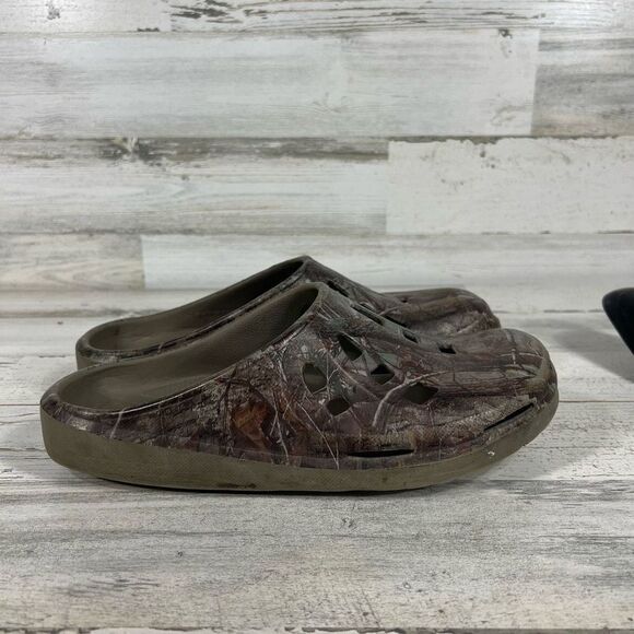 RealTree AP Men's‎ Camouflage Waterproof Slip On Clog Taupe Size 10 - Picture 1 of 7